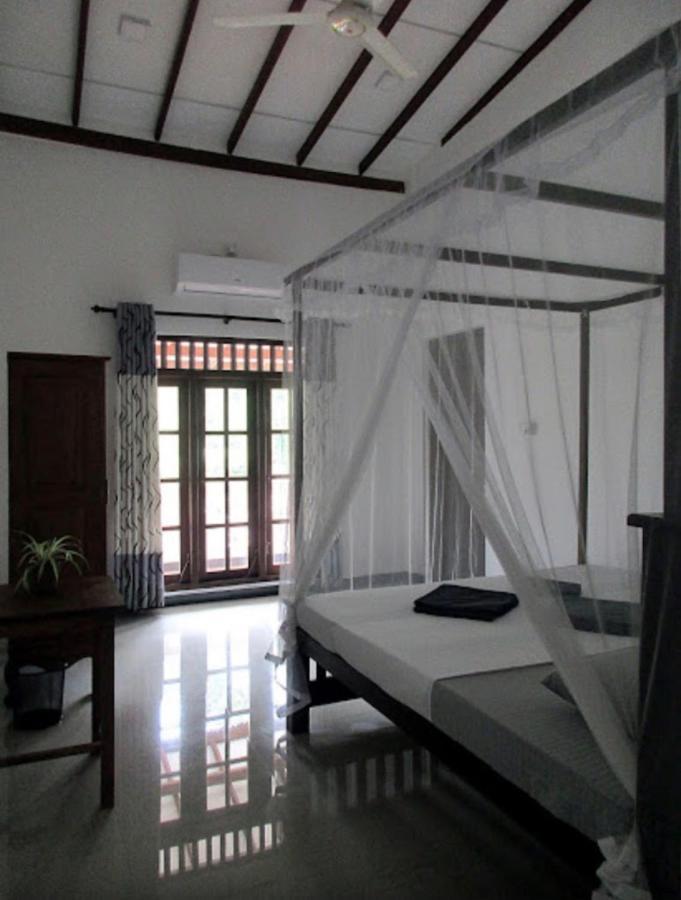 Royal Ace Unawatuna Extérieur photo