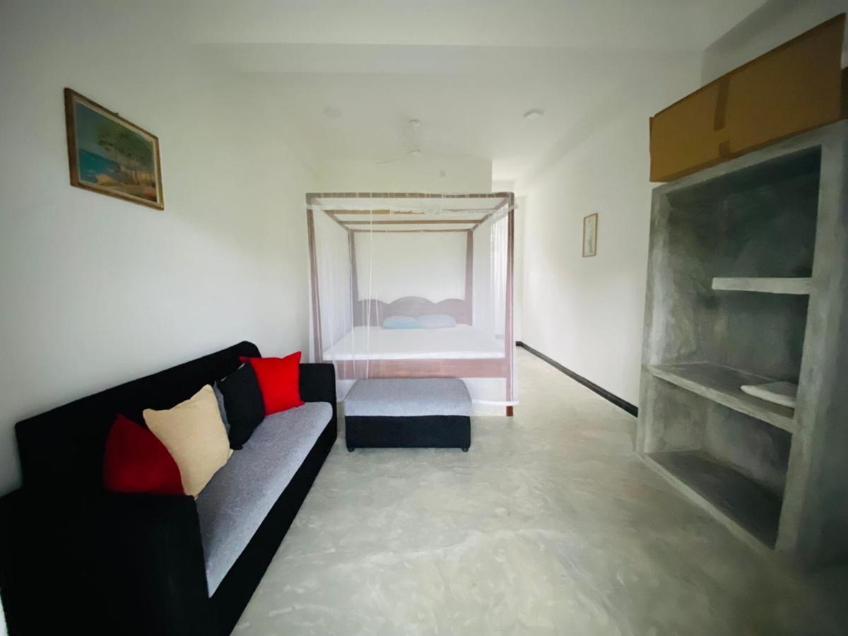 Royal Ace Unawatuna Extérieur photo