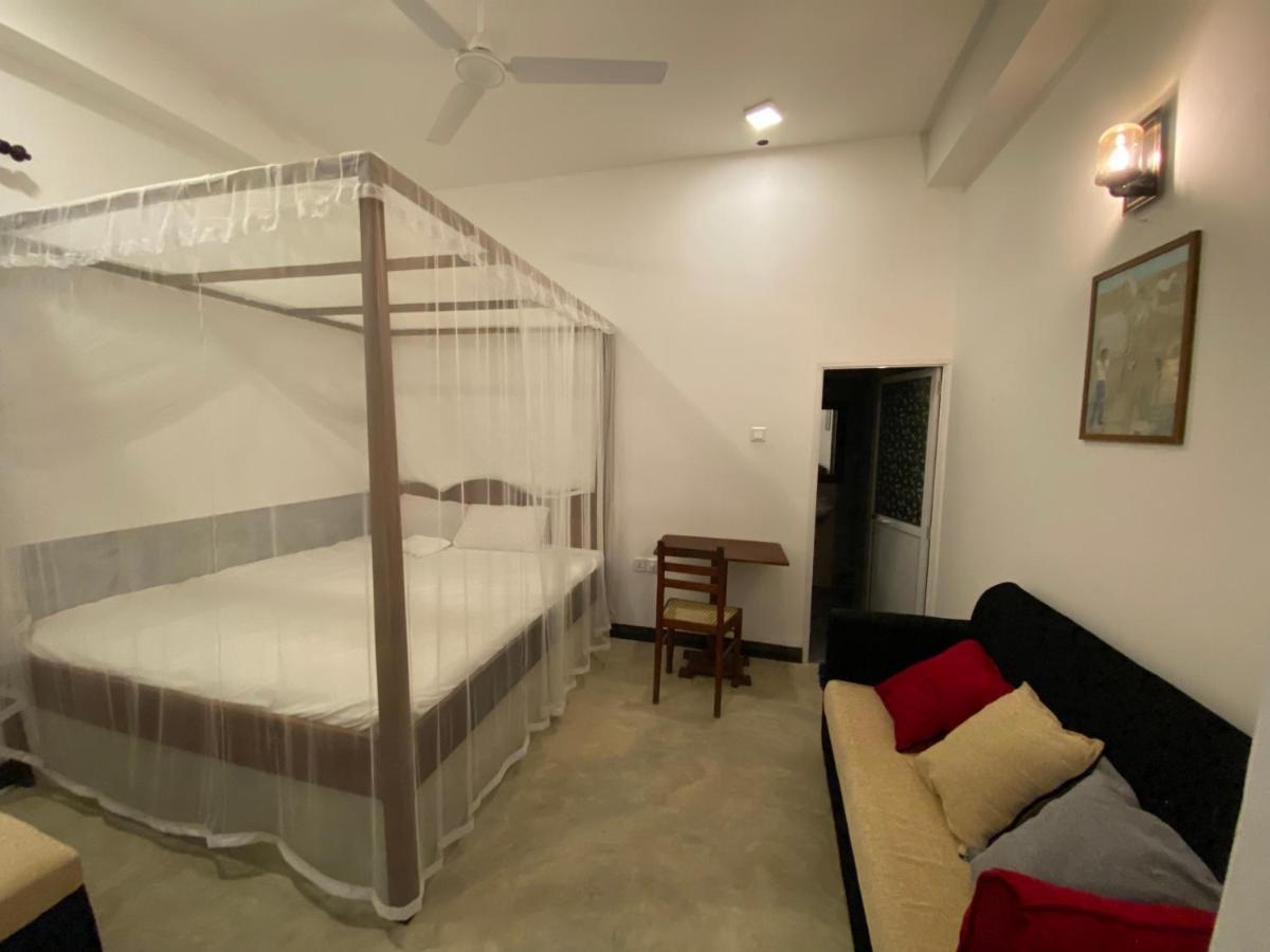 Royal Ace Unawatuna Extérieur photo