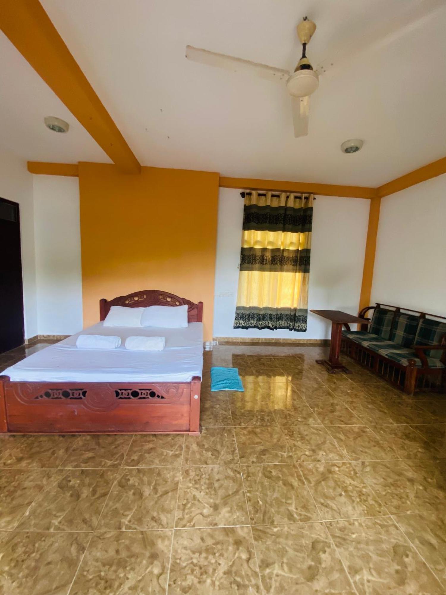 Royal Ace Unawatuna Extérieur photo