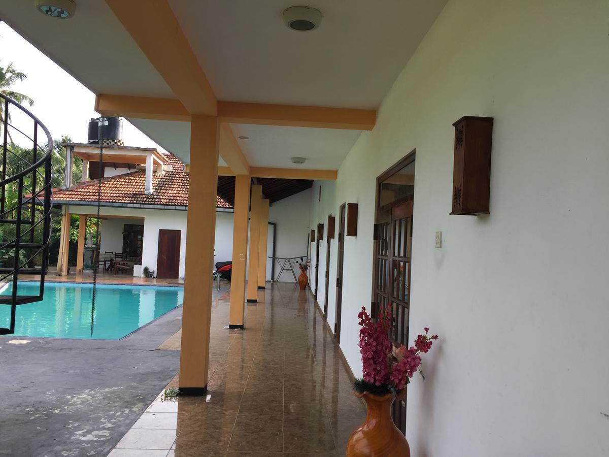 Royal Ace Unawatuna Extérieur photo